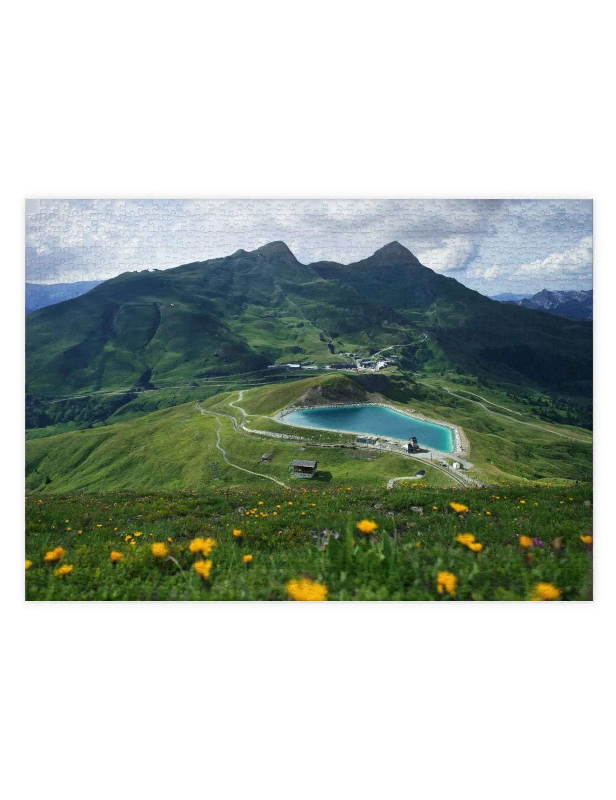 Mockup eines Puzzle einer Alpenlandschaft an der Kleinen Scheidegg
